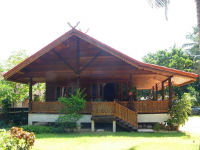  Tamarind Lodge  Мае Нам